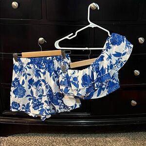 SHEIN Blue and White Floral Ruffle Set